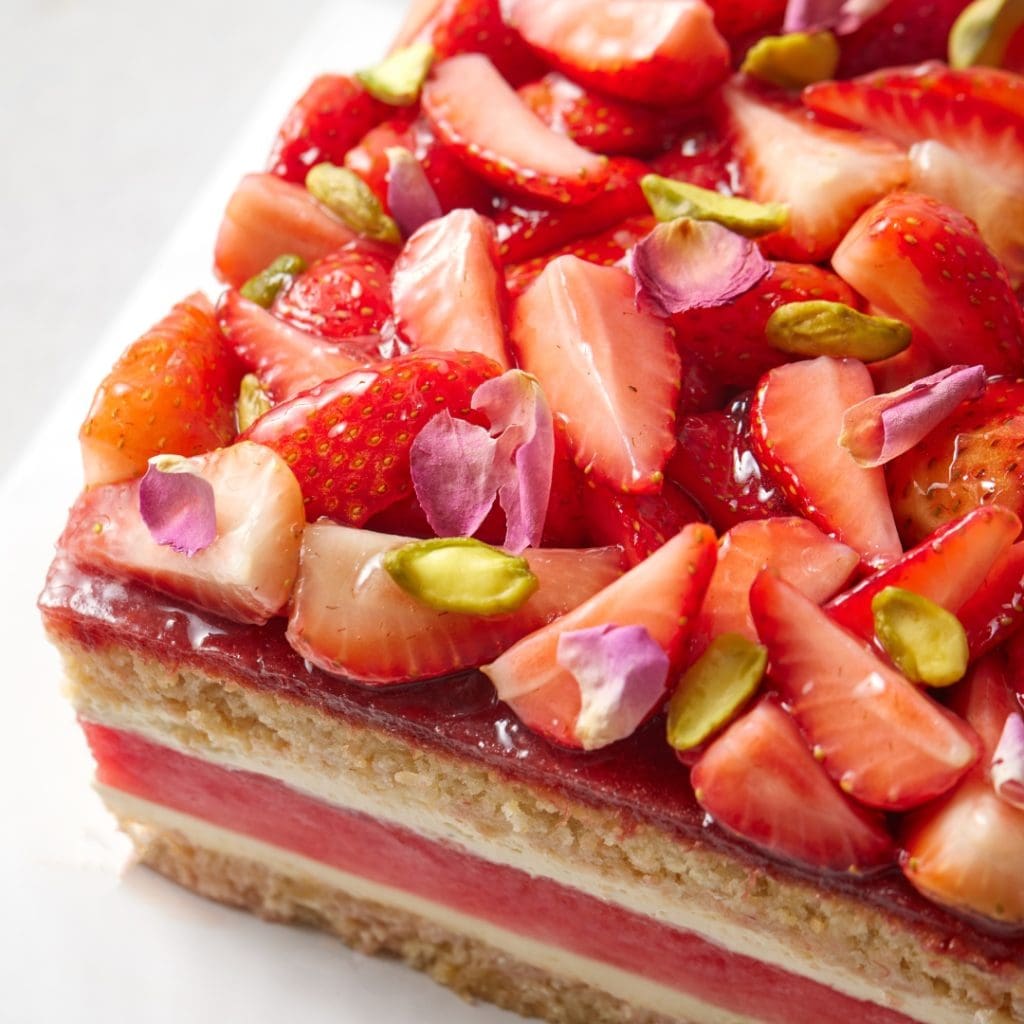 Watermelon Strawberry Cake - Caketella